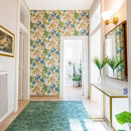 Penthouse In The Heart Of With Terrace Apartmán *