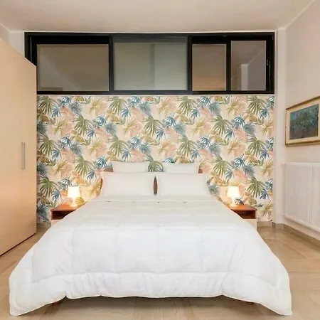 Apartmán Penthouse In The Heart Of With Terrace Bari