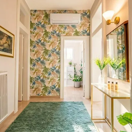 Penthouse In The Heart Of With Terrace Apartmán