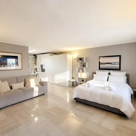 Apartmán Penthouse In The Heart Of With Terrace Bari